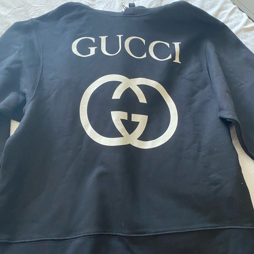 Gucci sweater size L